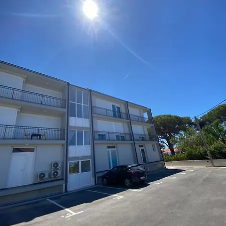 Apartment 2 *